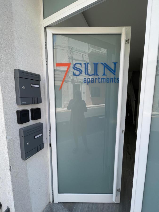 New & Comfortable 7Sun Apartments Near Sandy Beach Сейнт Полс Бей Екстериор снимка